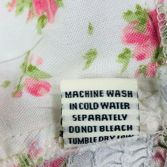 Sim & Sam Floral Pink and White Crop Top - Picture 11 of 12